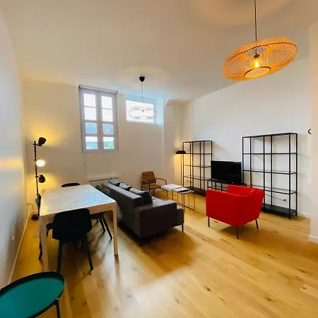Casa : L'eclat Du Roi Rene Apartman *