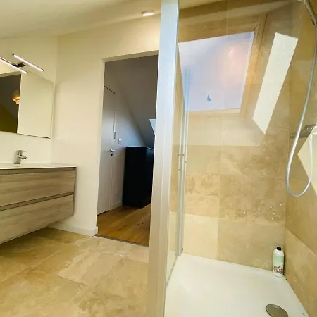 Casa : L'eclat Du Roi Rene Apartman *