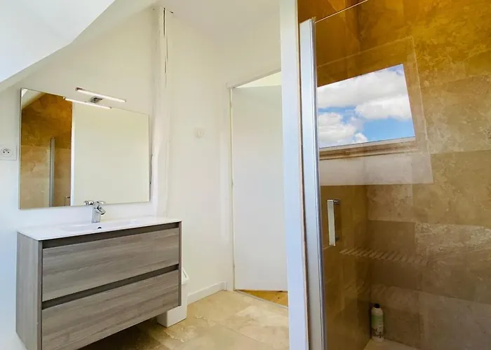 Casa : L'eclat Du Roi Rene * Анже