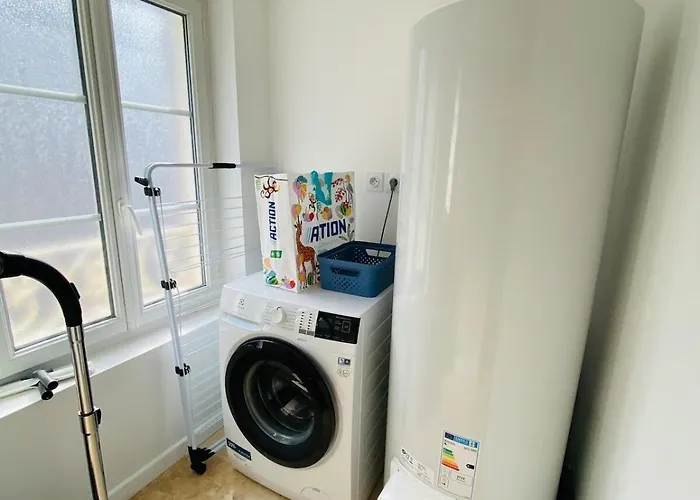 Casa : L'eclat Du Roi Rene Apartamento